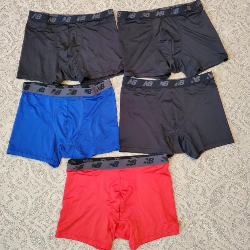 NWOT men's new balance performance briefs